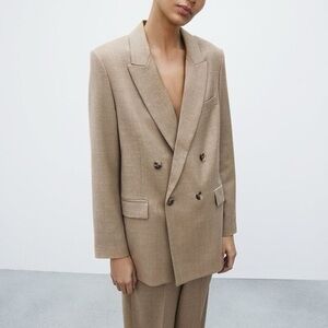 Zara beige blazer